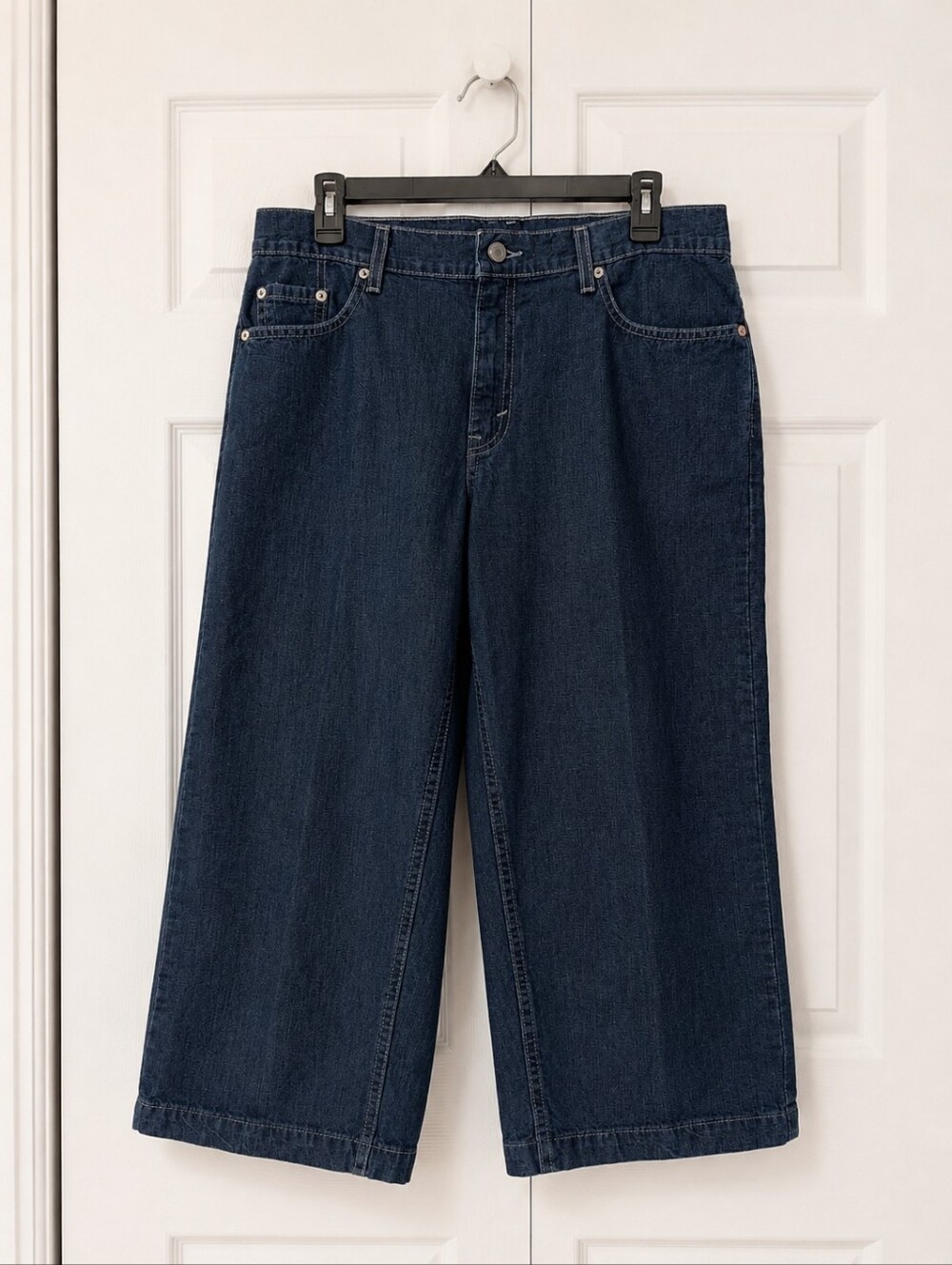 Vintage Y2K Levi’s 577 Wide Leg Cropped Jeans Women’s 12 Dark Wash Denim Capri